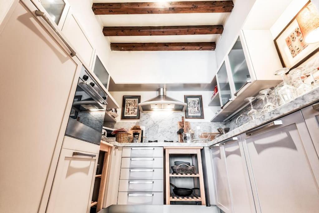Loft Overlooking The Old Town . Фелтре Екстериор снимка