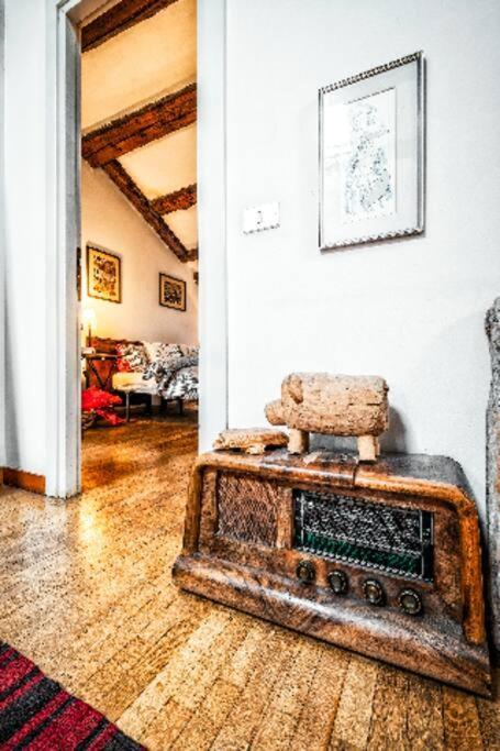 Loft Overlooking The Old Town . Фелтре Екстериор снимка