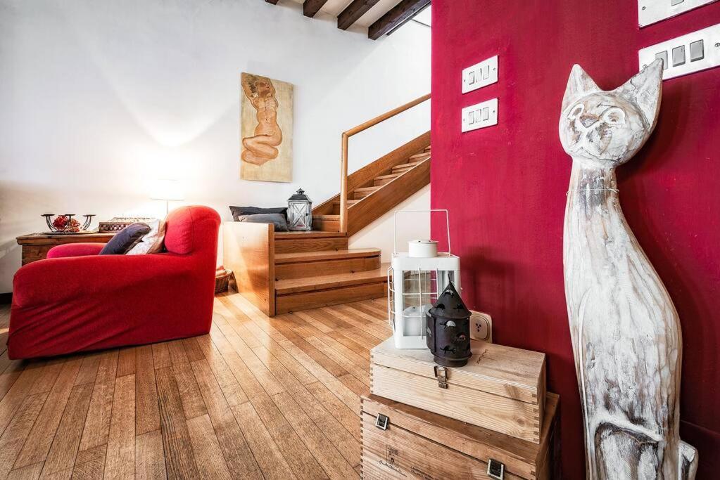 Loft Overlooking The Old Town . Фелтре Екстериор снимка