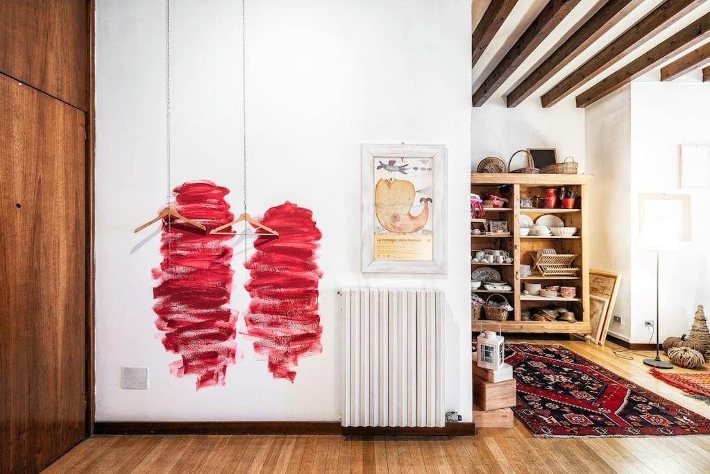 Loft Overlooking The Old Town . Фелтре Екстериор снимка