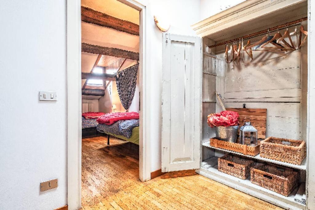Loft Overlooking The Old Town . Фелтре Екстериор снимка