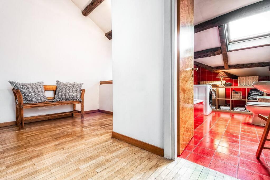 Loft Overlooking The Old Town . Фелтре Екстериор снимка